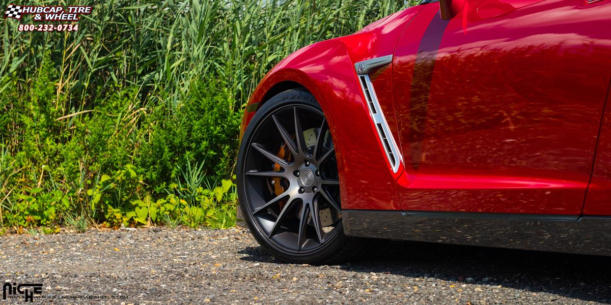 vehicle gallery/nissan gt r niche vicenza 21x105 Matte Black/Machined/DDT wheels and rims